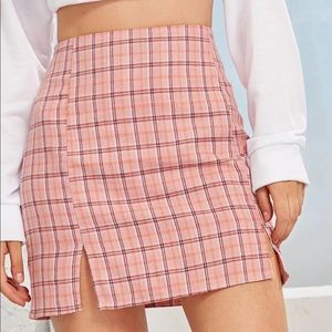 Plaid side slit skirt